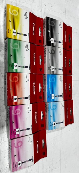 Cartuchos de tinta Canon. 40 euros el pack de 9