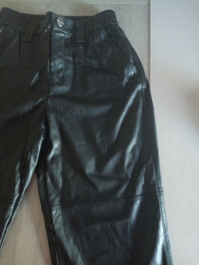 Pantalón polipiel Bershka S