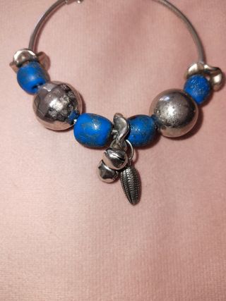 Pendientes artesanos aro azul