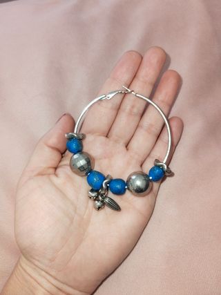 Pendientes artesanos aro azul