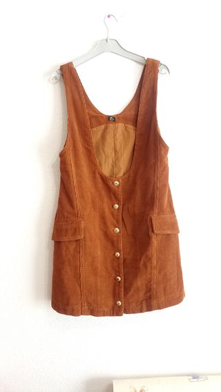 Peto vestido de pana marrón Zara
