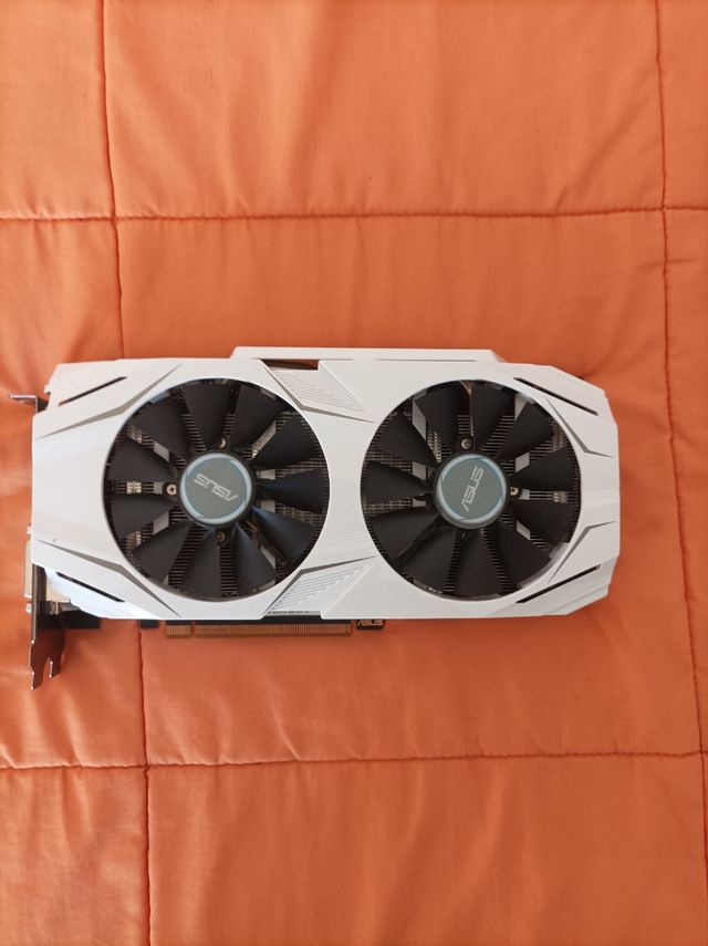 Tarjeta Gráfica RTX 1060 3GB