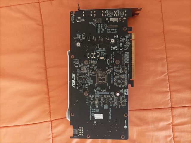 Tarjeta Gráfica RTX 1060 3GB