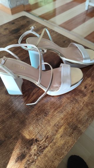Sandalia de tacón Fiesta