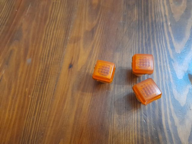 Pilotos laterales de aleta