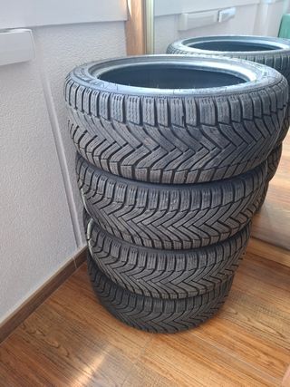Neumáticos Michelin Alpine 6 225/45 R17.