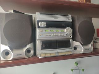 Stereo Philips con lettore CD 