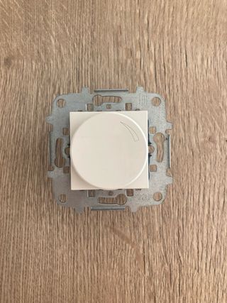 Regulador Interruptor NIESSEN 