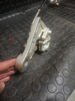Pinza latiguillo bomba ktm excf 450 03