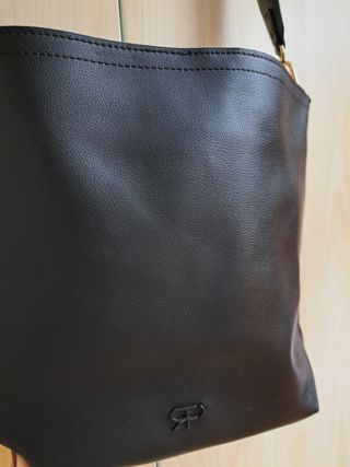 Bolso negro grande