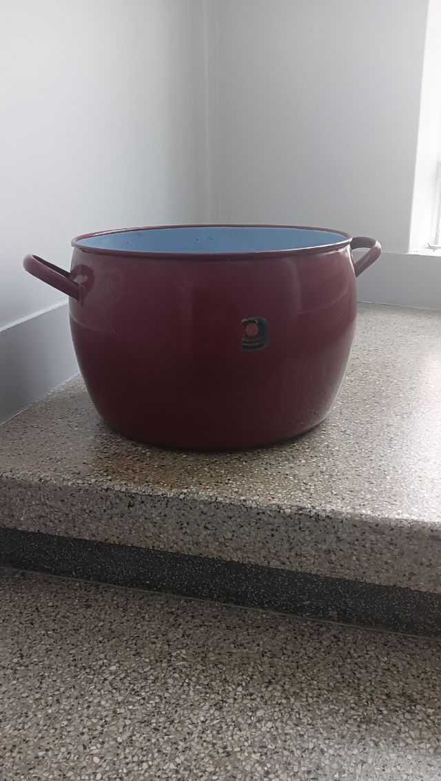 Pota de porcelana grande+ cosas en mi perfil