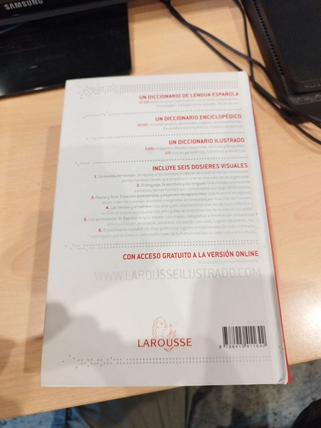 El Pequeño Larousse Ilustrado 2013 (Spanish Edition)