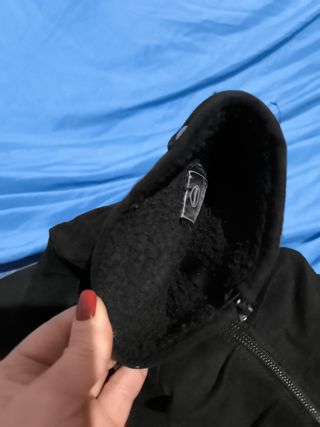 Botin de serraje, con borreguillo por dentro