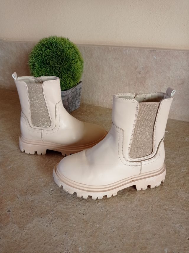 Bota niña, número 30