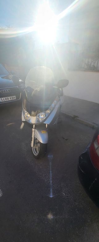 Vendo moto piaggio x8
