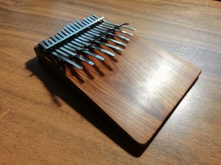 Kalimba - Hugh Tracey 17 notas