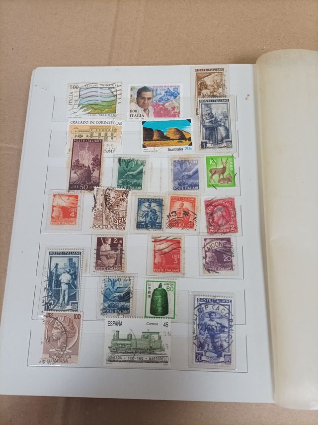 Colección de sellos Italia y del Mundo