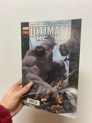 Tres comics Ultimate Marvel