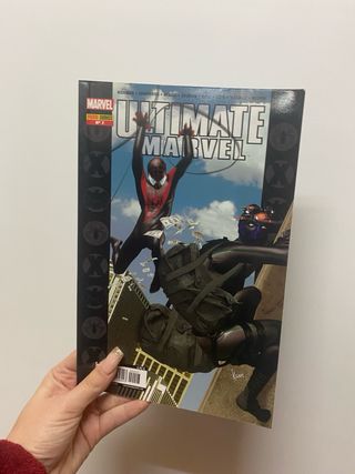Tres comics Ultimate Marvel