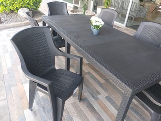 Conjunto mesa y 4 sillones
