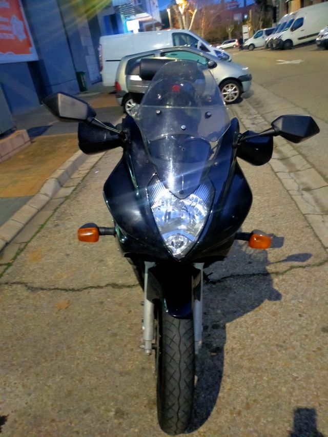 Suzuki GS 500 F