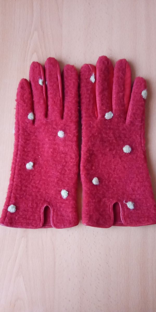 GUANTES