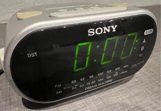 Radio - Reloj - Despertador Sony 