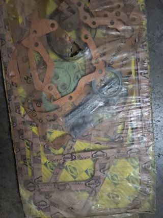 PEUGEOT 404,504 D Kit juntas motor 