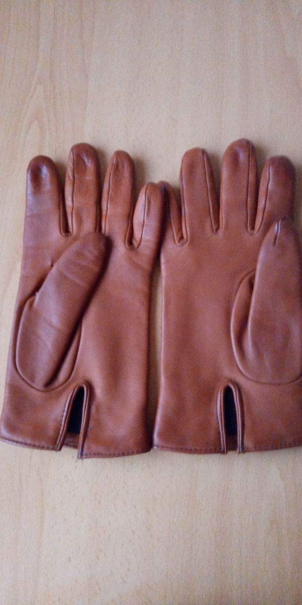GUANTES