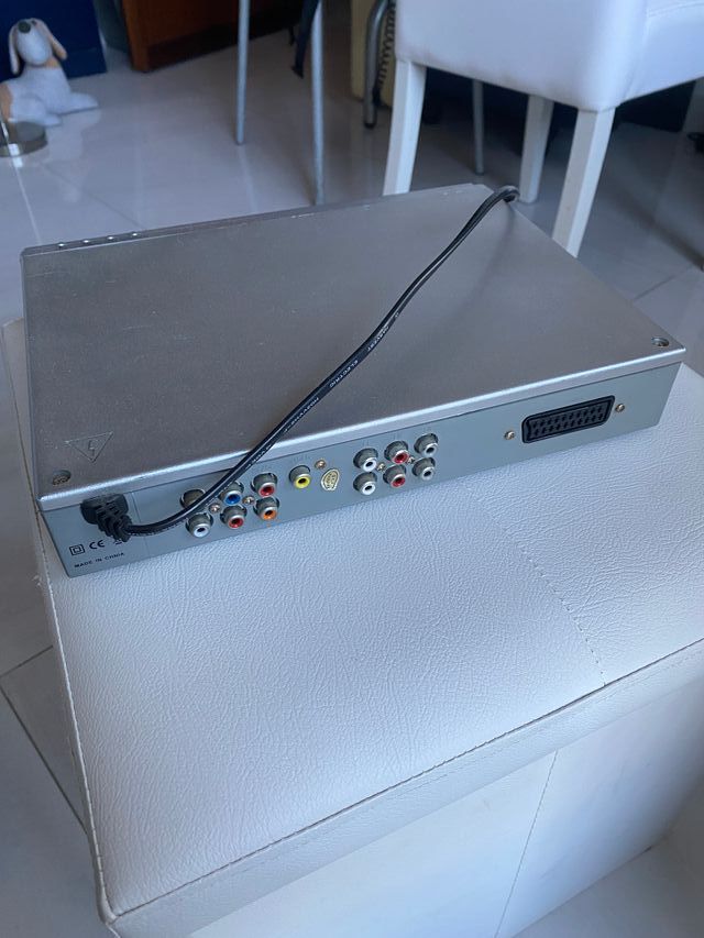 Lettore dvd tensai ottime condizioni grigio