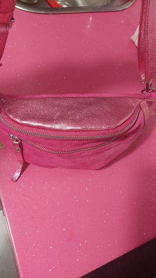 Riñonera rosa de piel nueva