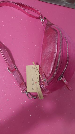 Riñonera rosa de piel nueva