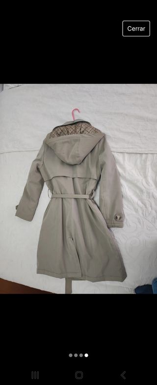 Gabardina calientita.