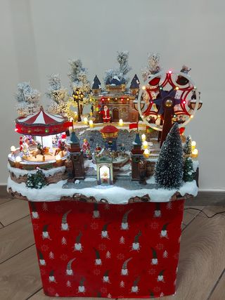 GIOSTRA NATALZIA con luci led, musica e movimento