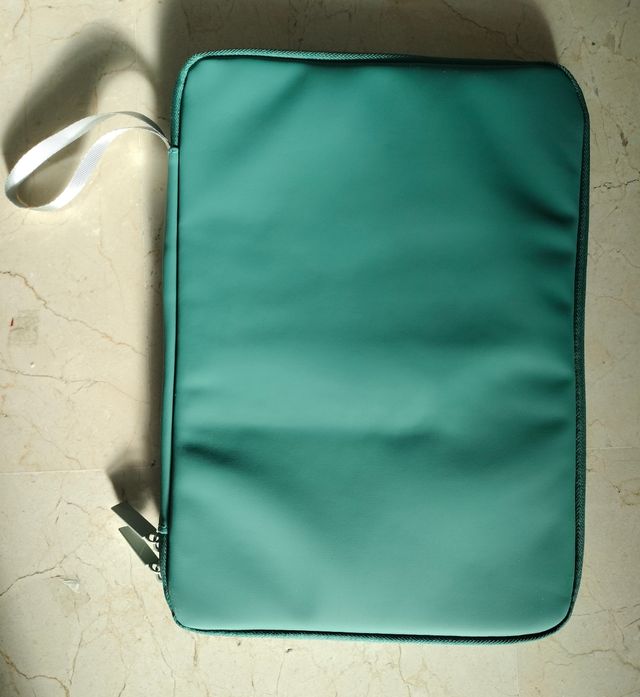 Funda para tablet de 13"