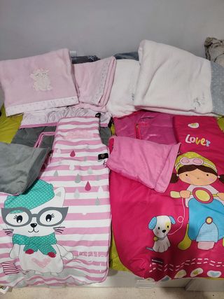 Saco de carrito de bebe mas conjunto de sabanas