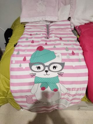 Saco de carrito de bebe mas conjunto de sabanas