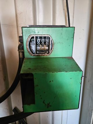 Bomba de gasóleo con contador