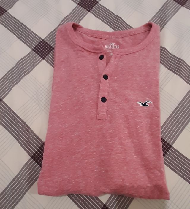 Camiseta Hollister