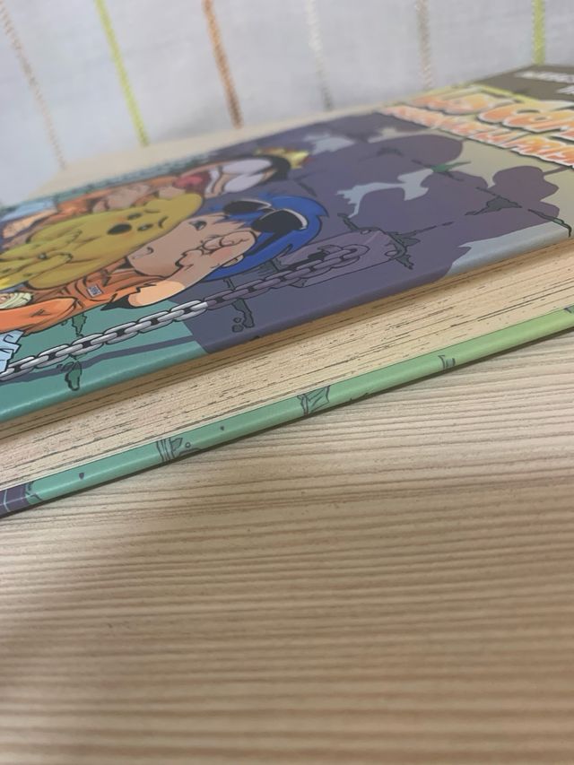 Compas 2. Los Compas escapan de la prision