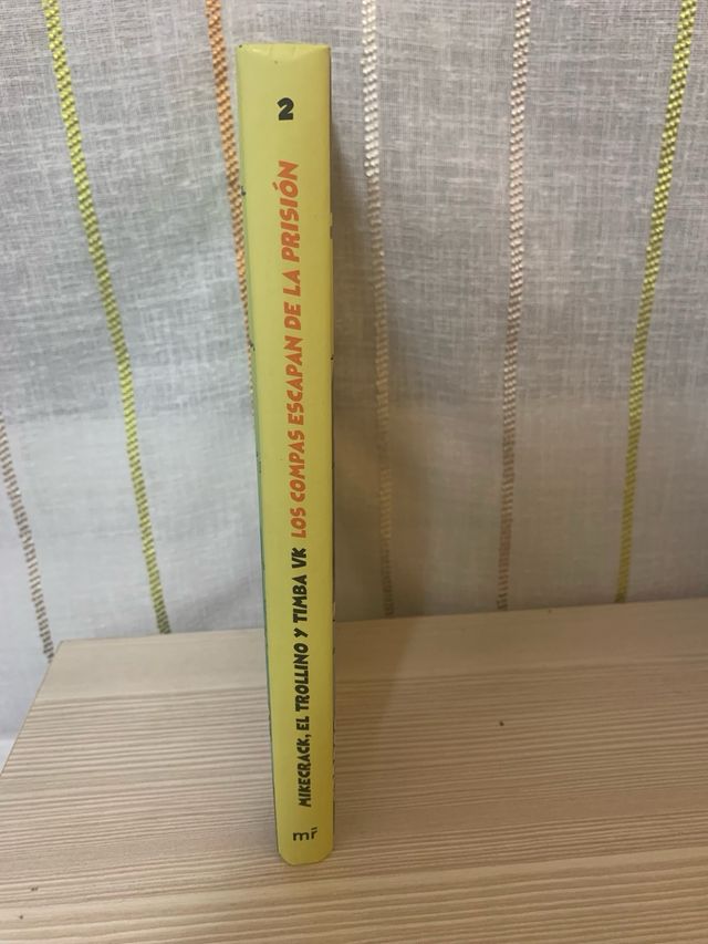 Compas 2. Los Compas escapan de la prision