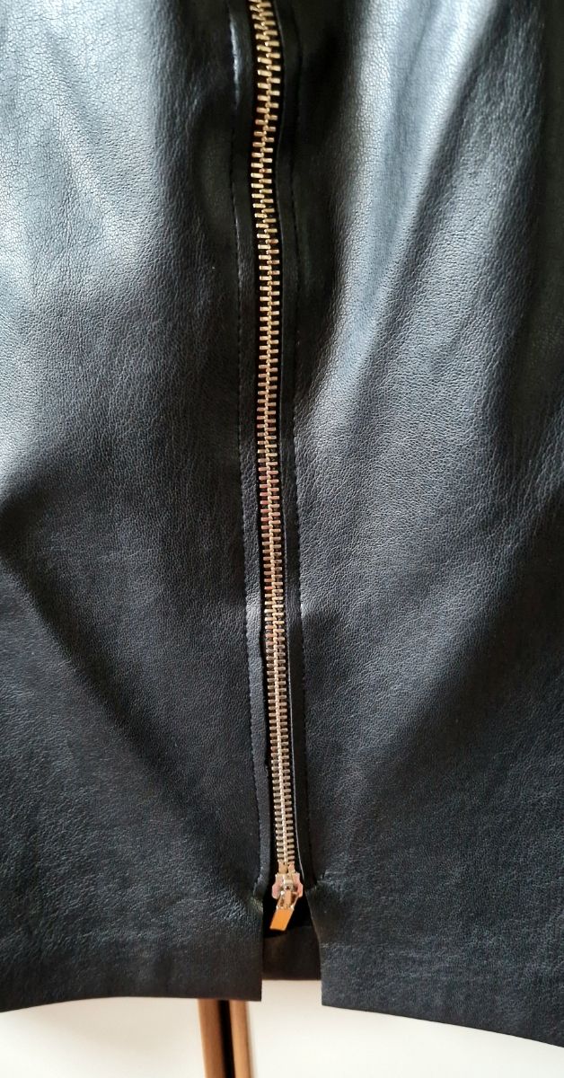 I Blues longuette ecopelle nera