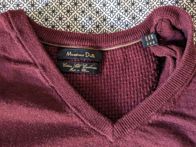 Jersey burdeos Massimo Dutti