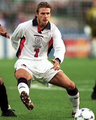Camisola England 98/99 Beckham 7 Tamanho M
