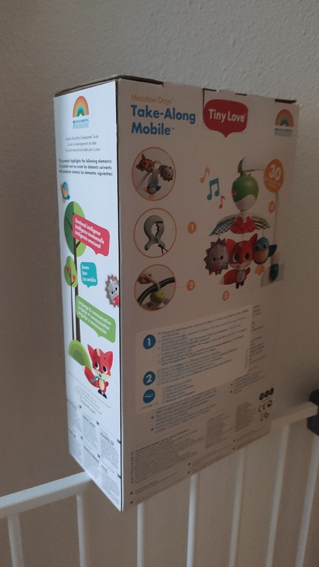Móvil musical para cuna y carro bebé