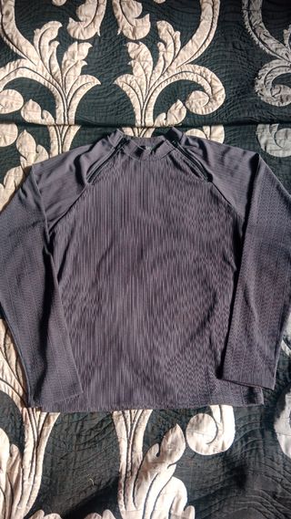 Jersey / Sudadera gris con cremalleras