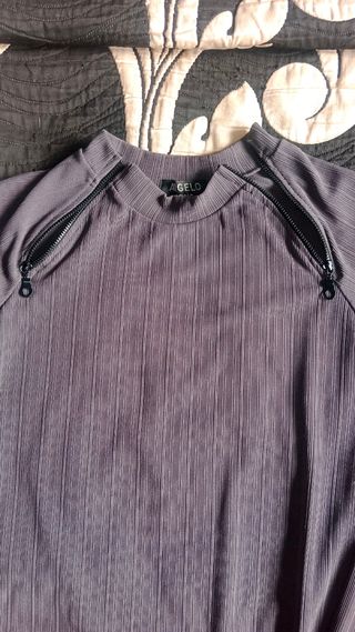 Jersey / Sudadera gris con cremalleras