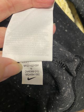 Sudadera Nike con capucha