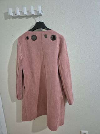 Bonito chaquetón  rosa palo efecto antelina SIN ES