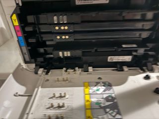 Impresora laser color